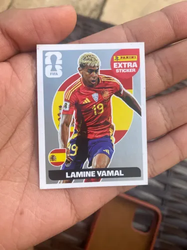 Figurinha legend prata do Lamine yamal 