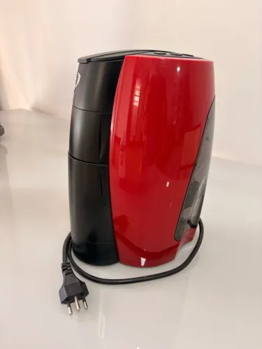Cafeteira 3 corações modelo Lov vermelha