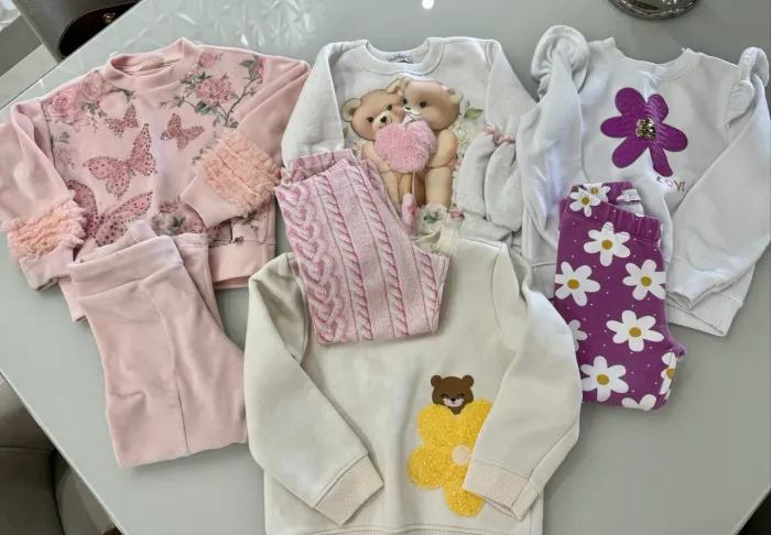 Lote de inverno: 3 conjuntos + 1 casaco TAM 2 anos