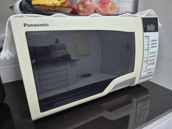 Micro-ondas Panasonic 28L 