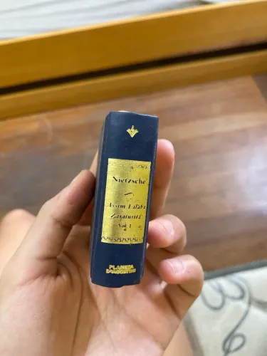 Livro em Miniatura - Friedrich Nietzsche