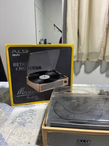 Vitrola/toca disco em estado novo