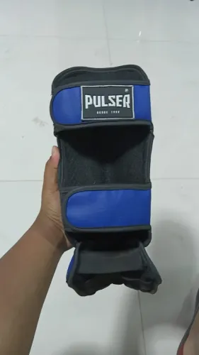 Caneleira de muay Thai/kickboxing azul infantil
