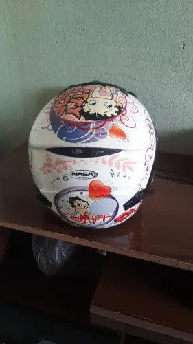 Capacete