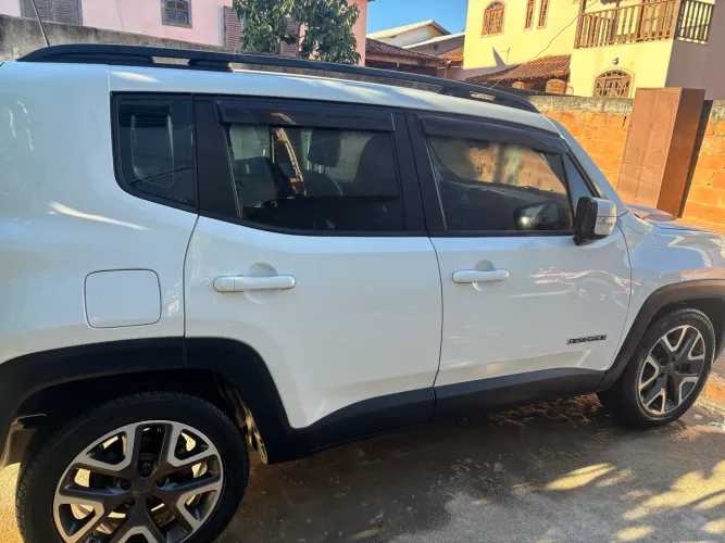 Jeep Renegade Longitude 1.8 4X2 Flex 16V Aut. 2019