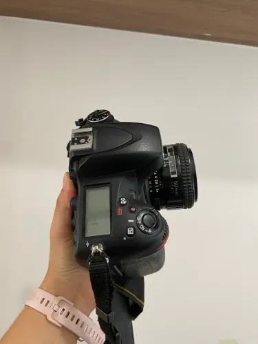 Nikon D610 + lente 50mm 1.4