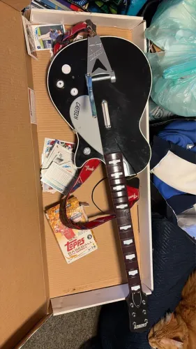 Guitarra Beatles WII