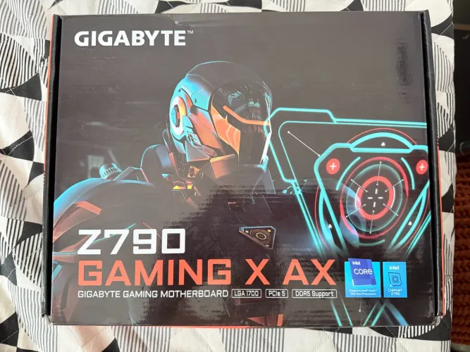 I7-14700k + z790 gaming x Wi-Fi gigabyte
