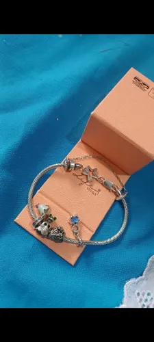 Pandora ( life vivara)