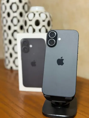 iPhone 16 (COM CAIXA E NOTA)