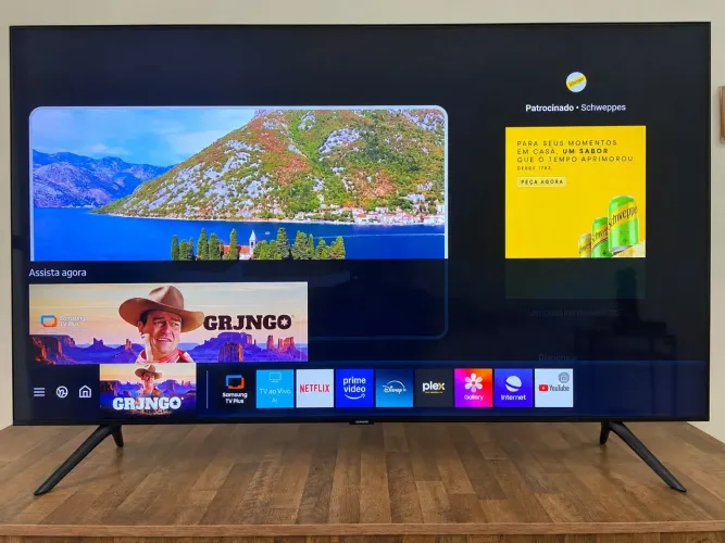 Smart TV Samsung, modelo UN55TU8000G