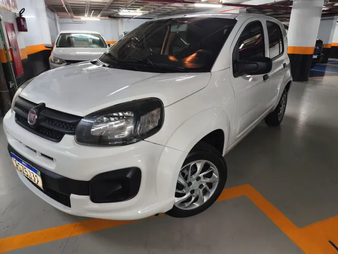 Fiat Uno Attractive 1.0 EVO Fire Flex 8V 5P 2020