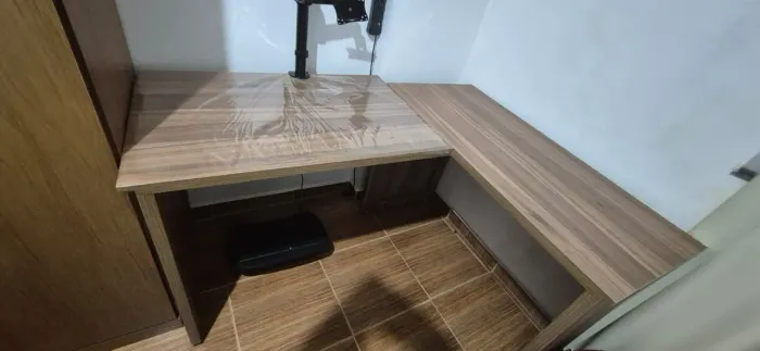 Mesa em L
