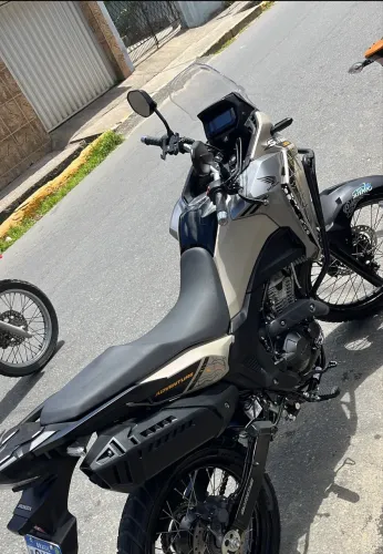 SAHARA 300 ADV 5650 KM