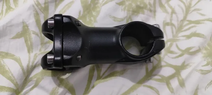 Mesa de guidão de speed e MTB de 60mm com +- 6 graus de inclinação 