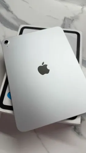 iPad 11