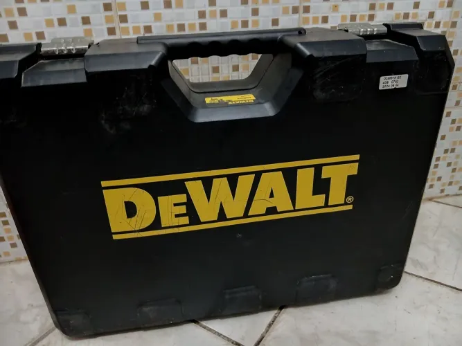 Martelete Demolidor Dewalt - 10Kg-