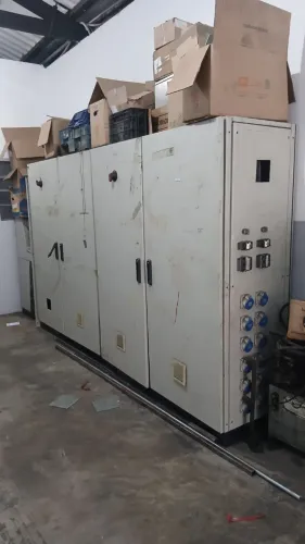 PAINEL ELÉTRICO - 2m x 1,60m x 0,76m