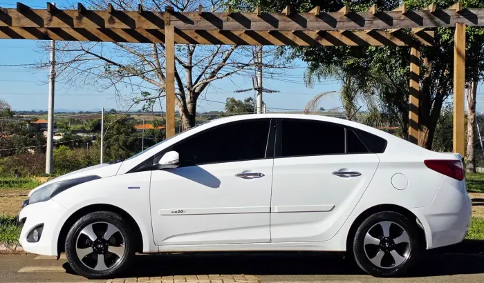 Hyundai HB20S C.plus/c.style 1.6 Flex 16V Mec.4p 2015