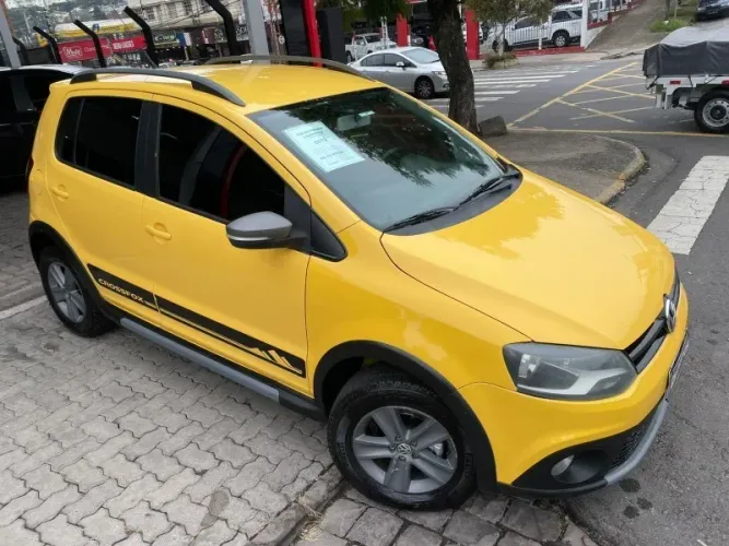 Volkswagen Crossfox 1.6 T. Flex 16V 5P 2012