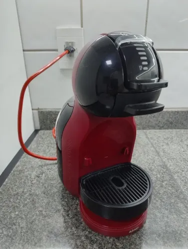 Cafeteira Dolce Gusto 220V funcionando 100%