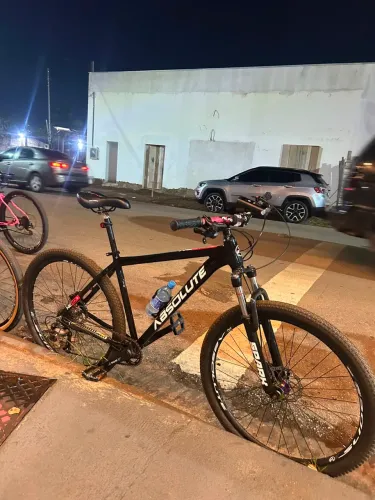 BIKE Absolut nero 5 de 8V