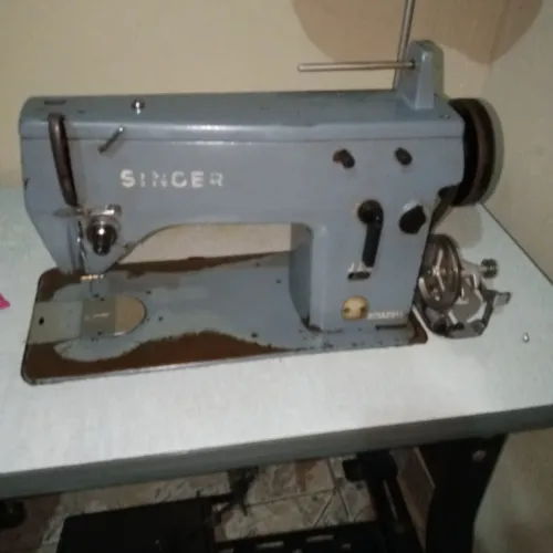 Máquina de costura industrial Singer(modelo 021 A2011
