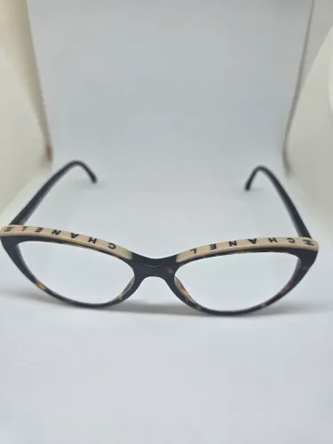 Chanel óculos Gatinho mod 3393