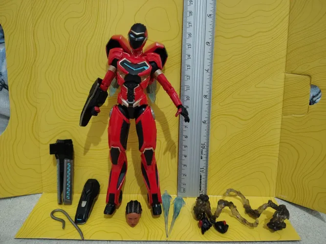 Boneco coração de ferro Marvel legends MCU