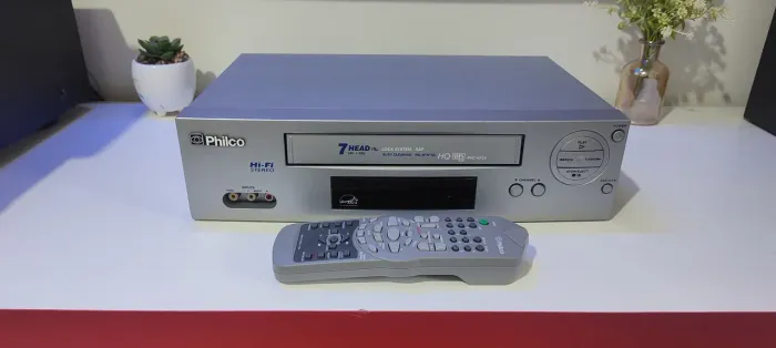 Vídeo Cassete Estéreo Philco