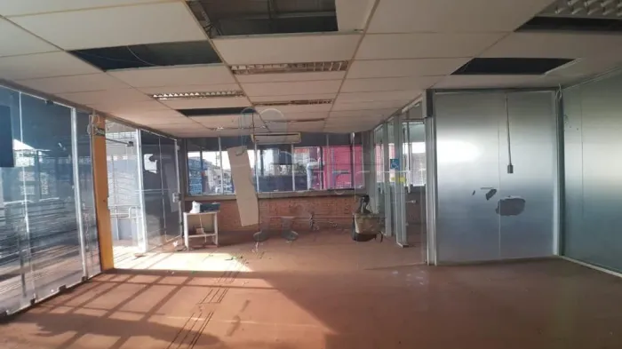 Comercial padrão Galpão - Armazém em Pontal