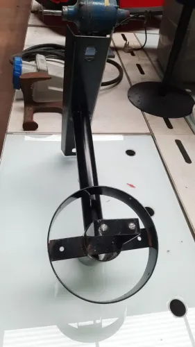 Suporte de parede para iluminação usado
