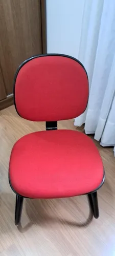 Cadeira fixa para escritório