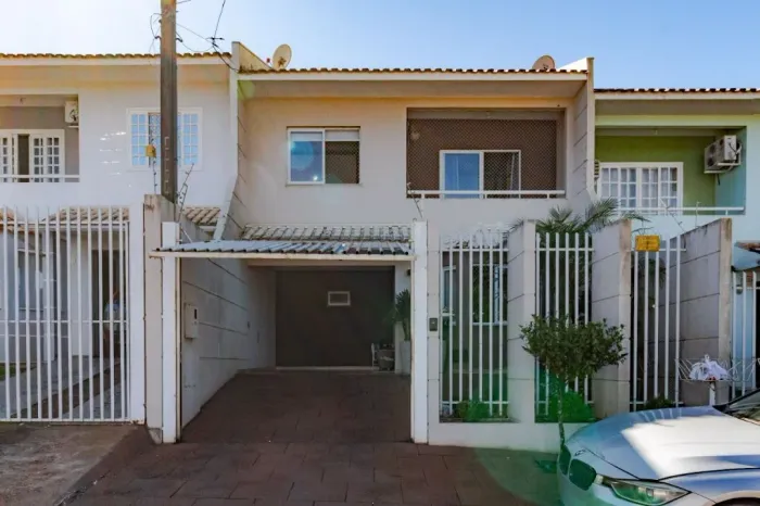 Sobrado com 3 dormitórios à venda, 152 m² por R$ 820.000,00 - Country - Cascavel/PR