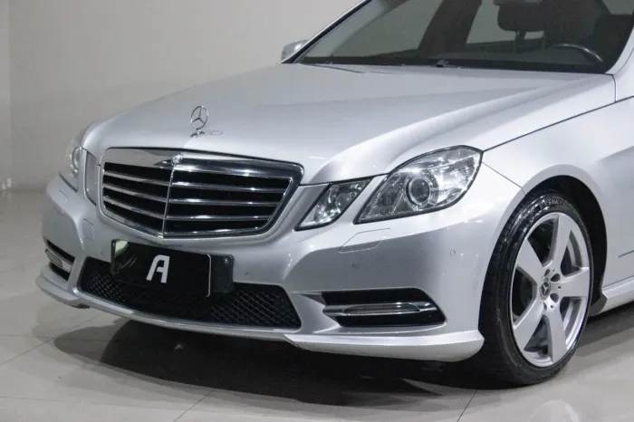 Mercedes-Benz E-250 CGI Avantgarde 1.8 16V 204cv Aut. 2013