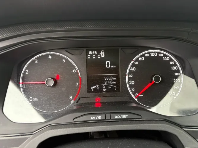 Volkswagen Polo Track 1.0 Flex 12V 5P 2023