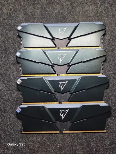4x8GB 32GB Memória RAM Netac Shadow DDR4 3600Mhz ARGB XMP 1.35V