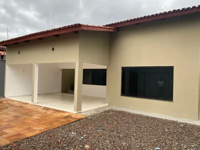 Casa Ampla com 4 Quartos, Edícula e Área Gourmet à Venda na 804 Sul Palmas/TO