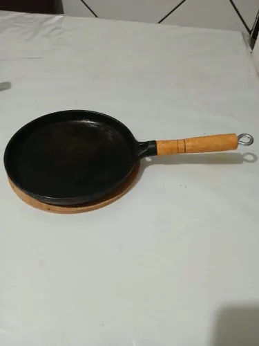 Frigideira de ferro 18 cm largura