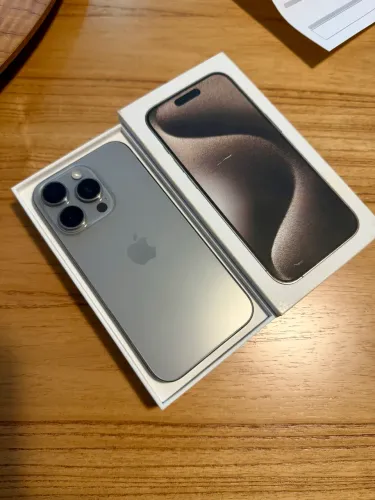 Iphone 15 Pro 128GB Natural Titanium (Silver)