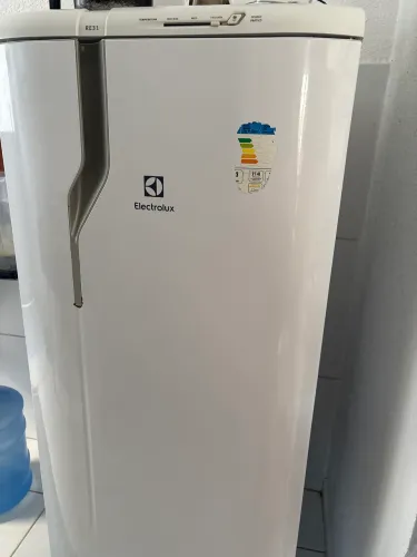 Vendo geladeira