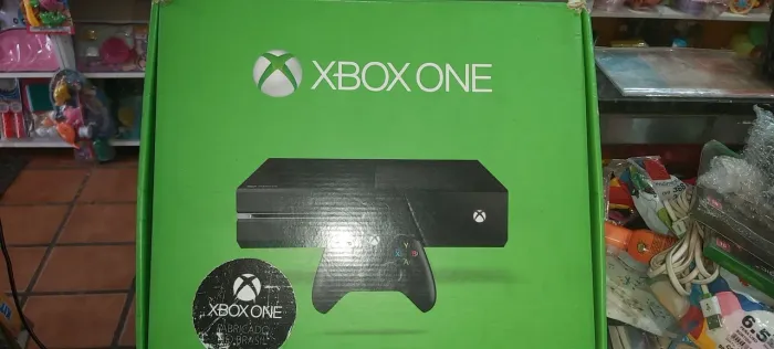 Console Xbox one novo na caixa