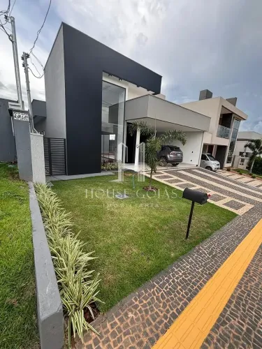 3 Suítes com Armários no Jardins Bolonha