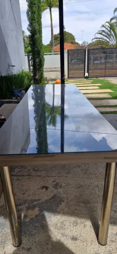 Mesa de madeira e vidro 10 lugares