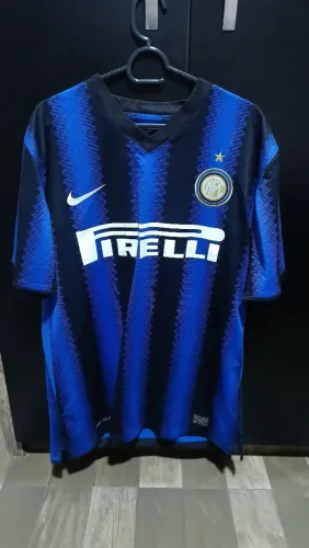 Camisa Inter de Milão Titular 2010/2011 Nike Pirelli - Efeito Zig-Zag / Cobra - Tamanho G