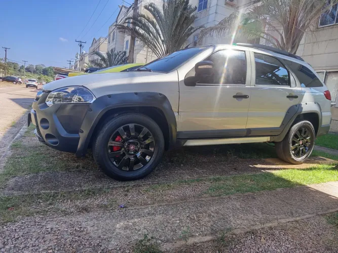 Fiat Palio Weekend Adventure Locker 1.8 Flex 2015