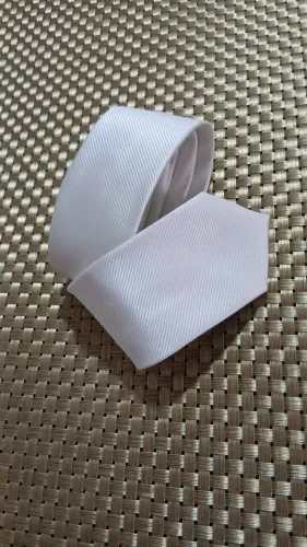 Gravata social slim branco elegância sofisticação Noivos Padrinhos  casamento estilo luxo