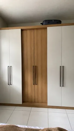 Guarda Roupa Casal 6 Portas Presence THB