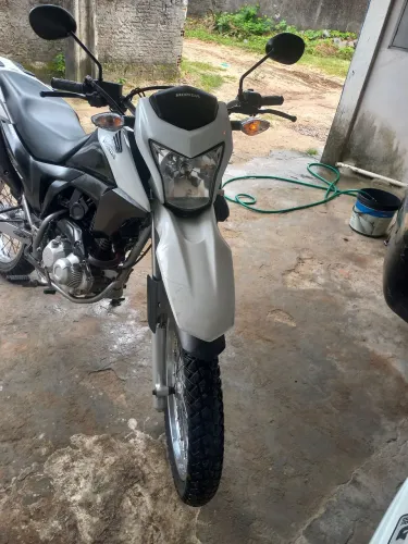 Vende se ou troca em uma de meno valo iamarra