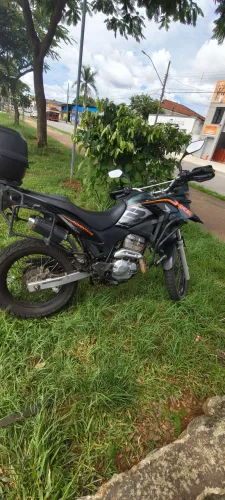 Honda xre 300 2021